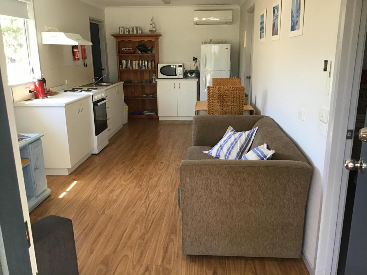90 Mile Beachhouse&Villas Golden Beach Екстер'єр фото