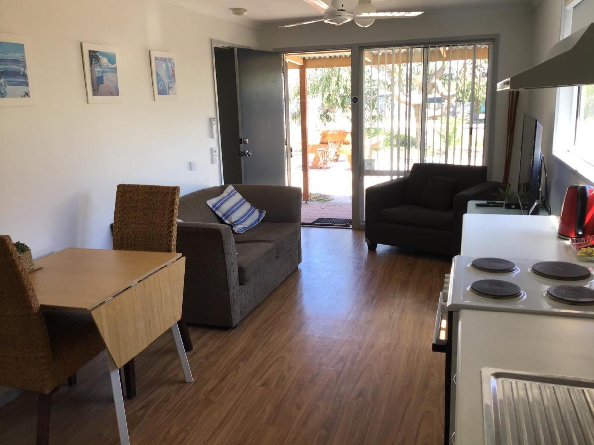 90 Mile Beachhouse&Villas Golden Beach Екстер'єр фото